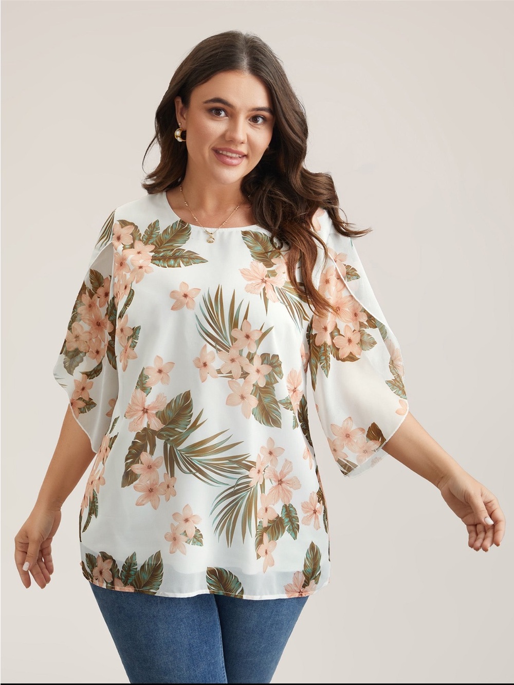 BloomChic Petal Sleeve Floral Round Neck Blouse size 1X (14-16)